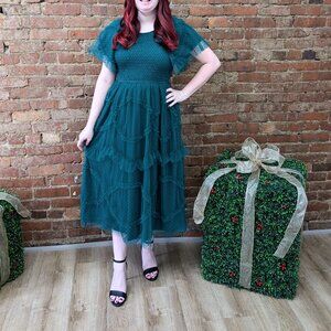 Women's Green Tulle Midi Dress Polagram Size Large NWT